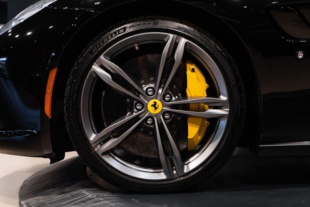 2019 Ferrari GTC4Lusso Base - Photo 13
