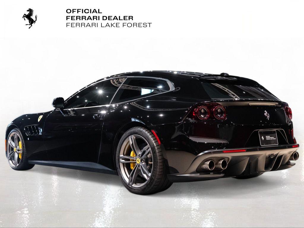 2019 Ferrari GTC4Lusso Base - Photo 2