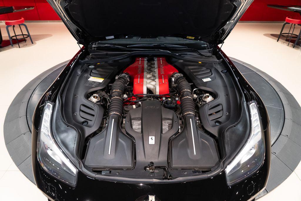 2019 Ferrari GTC4Lusso Base - Photo 24