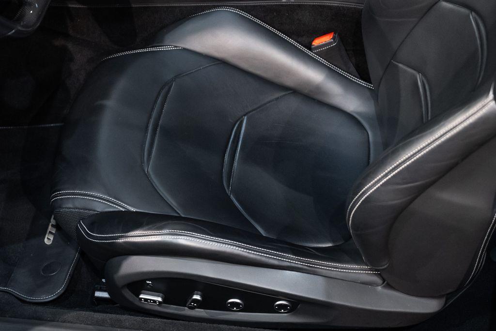 2019 Ferrari GTC4Lusso Base - Photo 31