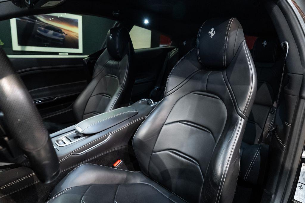2019 Ferrari GTC4Lusso Base - Photo 4