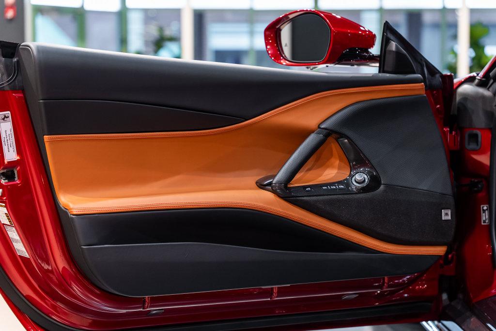 2021 Ferrari 812 GTS Base - Photo 26