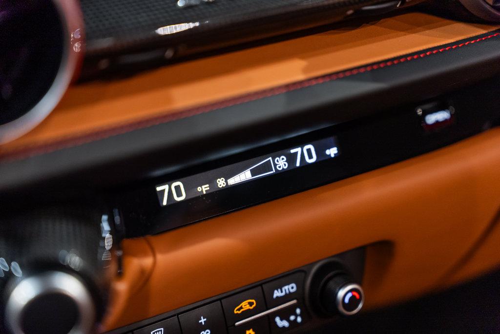 2021 Ferrari 812 GTS Base - Photo 43