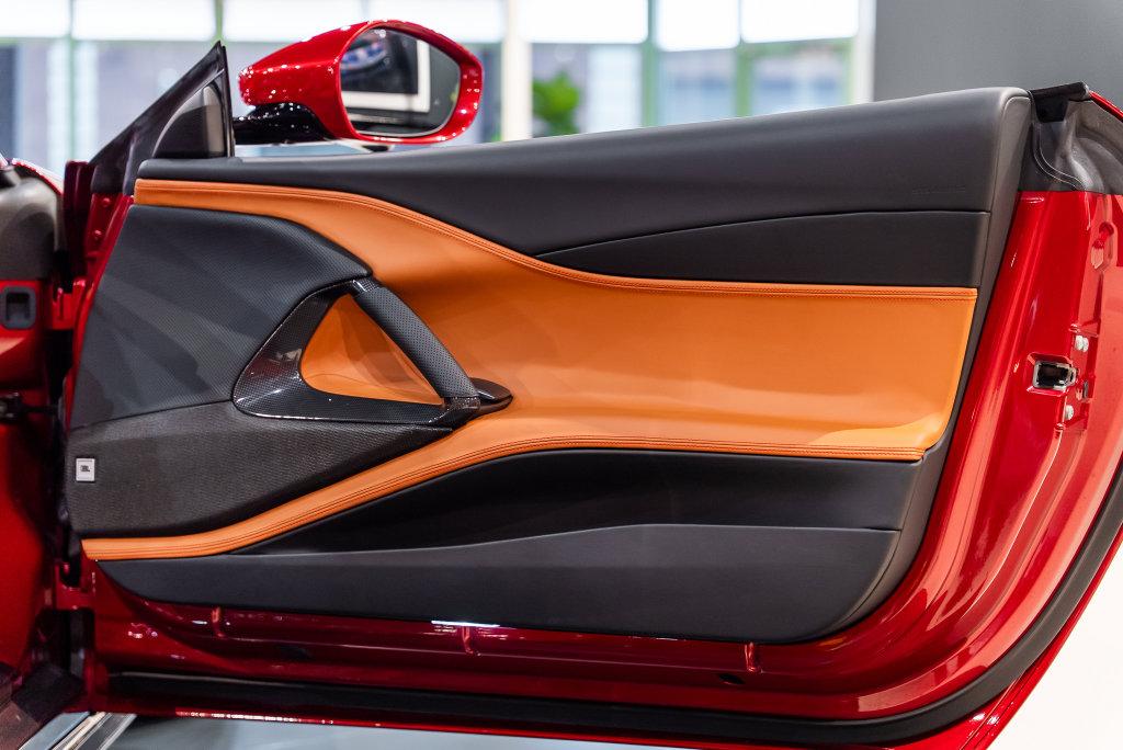 2021 Ferrari 812 GTS Base - Photo 57