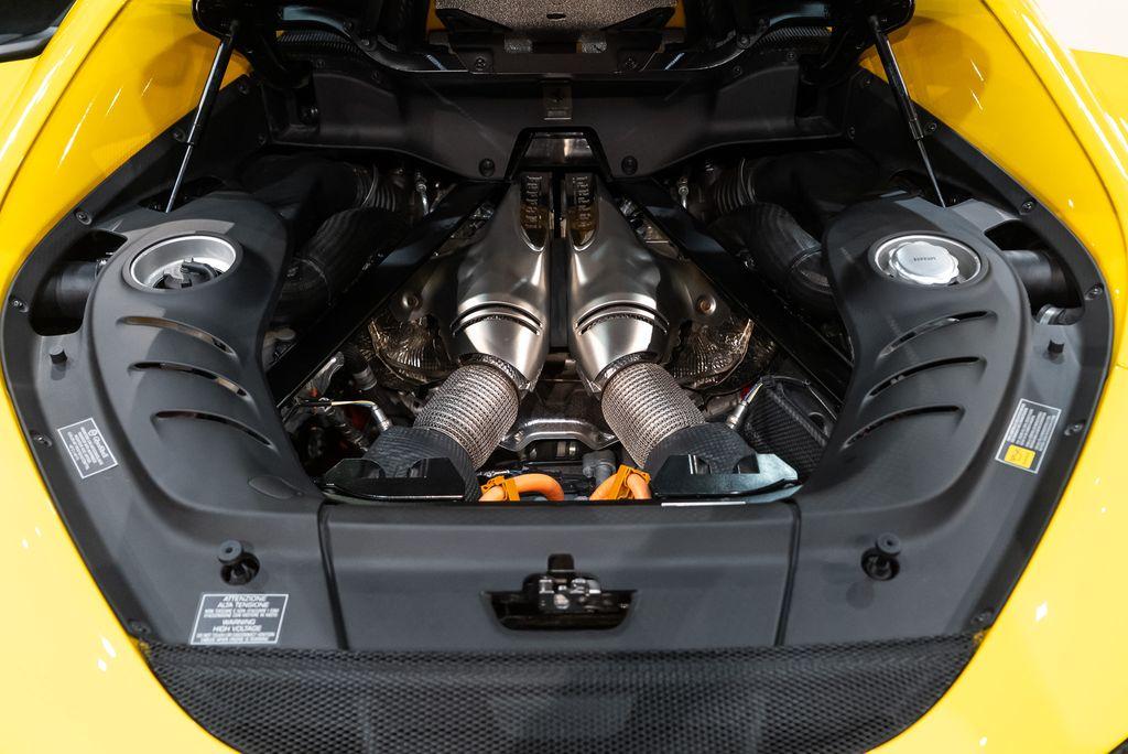 2023 Ferrari 296 Base - Photo 18