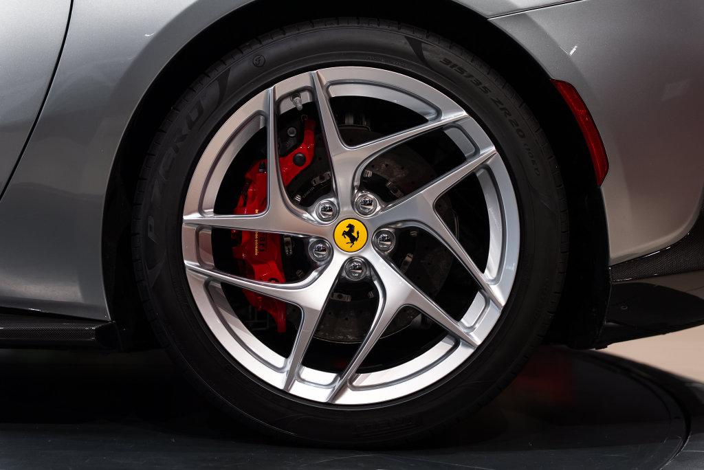 2020 Ferrari 812 Base - Photo 14