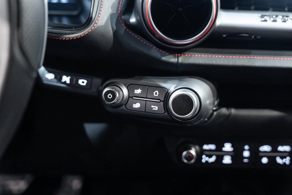 2020 Ferrari 812 Base - Photo 34