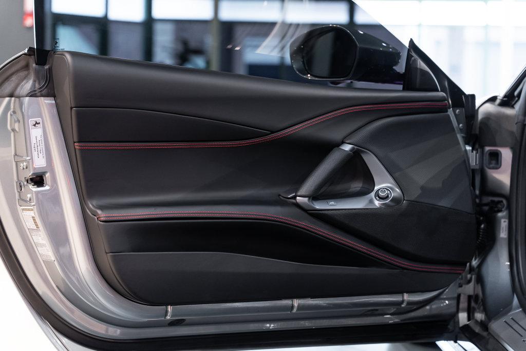 2020 Ferrari 812 Base - Photo 46